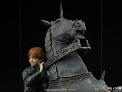 Statuette Deluxe Art Scale 1/10 Ron Weasley At The Wizard Chess -Harry Potter figurine ron weasley wizard chess deluxe art iron studios 09