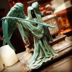 Réplique Du Monolithe De La Tombe Des Riddle Édition Limitée -Harry Potter img 20191113 122103 002